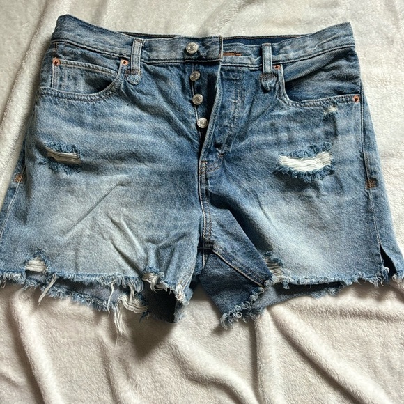 We The Free Denim Shorts - Picture 1 of 4